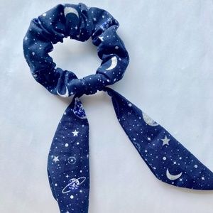 Bow Scrunchie!